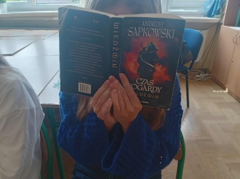 19